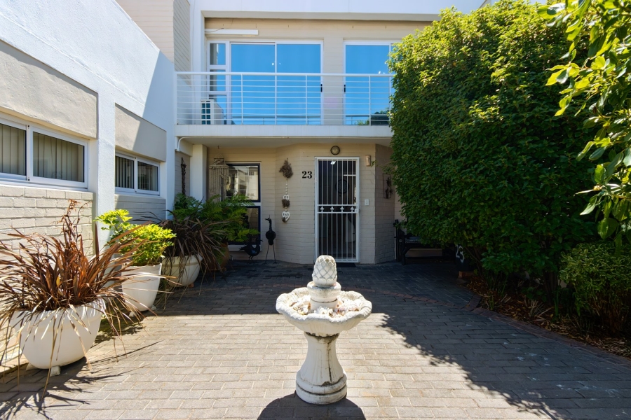3 Bedroom Property for Sale in Cayman Beach Western Cape